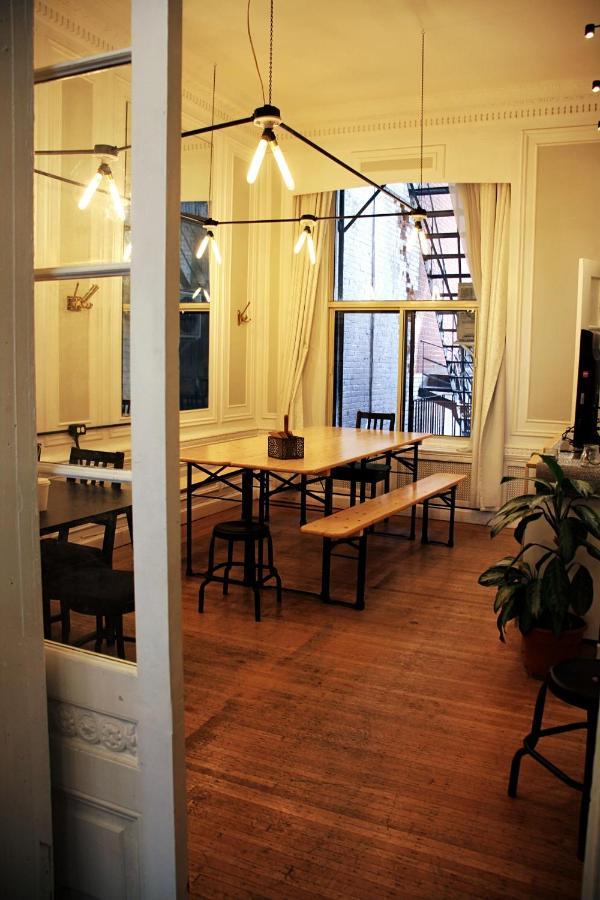Ambrose House & Cafe - Self Check-In Guesthouse Montreal Exteriér fotografie